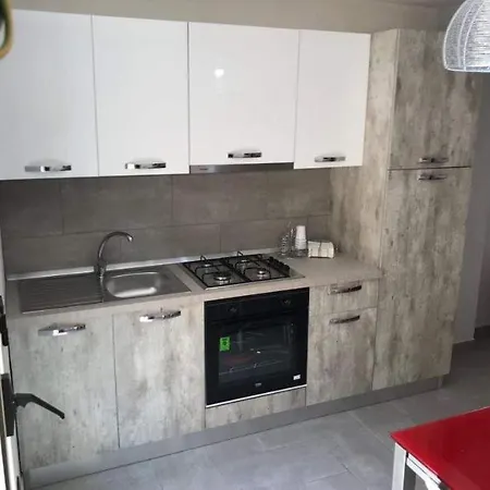 Red Passion Apartment *