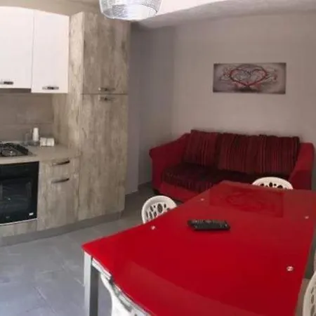 Red Passion Apartment Cefalu